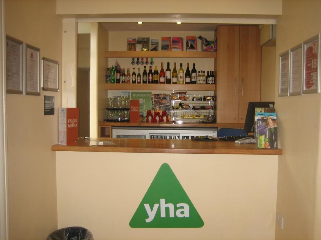 Yha Borth Hostel Exterior photo
